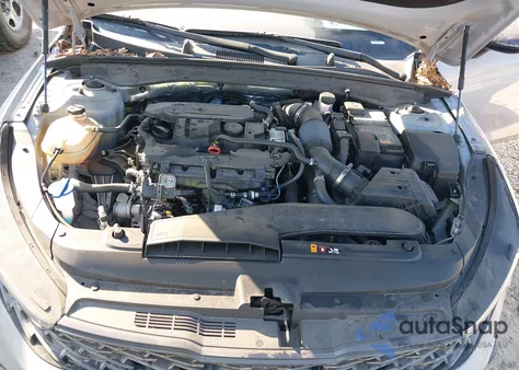 2023 Kia K5 Gt-Line z USA, uszkodzony, nr VIN 5XXG64J24PG171752